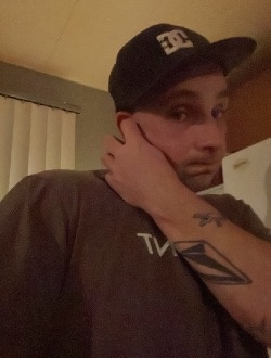 Pat's profile, a single 39-year-old a man in Rivière-du-Loup