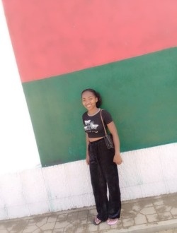 Annela's profile, a single 18-year-old a woman in Maroantsetra
