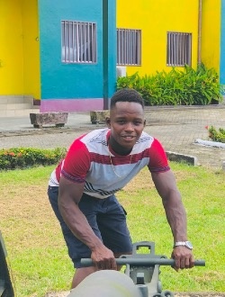 Christian's profile, a single 27-year-old a man in Douala