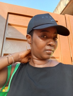 Paulette's profile, a single 35-year-old a woman in Abomey-Calavi