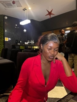 Perle's profile, a single 22-year-old a woman in Brazzaville