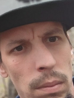 Maxime's profile, a single 36-year-old a man in Saint-Jean-sur-Richelieu