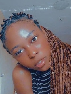 Olivaresse's profile, a single 23-year-old a woman in Port-Gentil