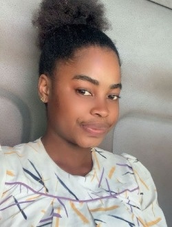 Scheilla's profile, a single 29-year-old a woman in Yaoundé