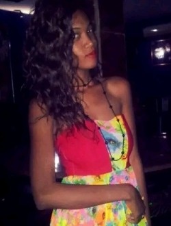 Anne's profile, a single 34-year-old a woman in 1ER Arrondissement