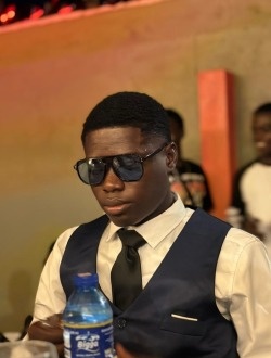 profile picture 0