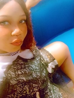 Yolande's profile, a single 35-year-old a woman in Bata