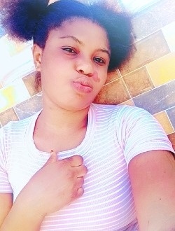 Emmanuella's profile, a single 24-year-old a woman in Port-Bouët