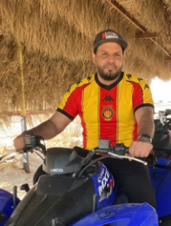 Zitch's profile, a single 43-year-old a man in Hammam-Lif