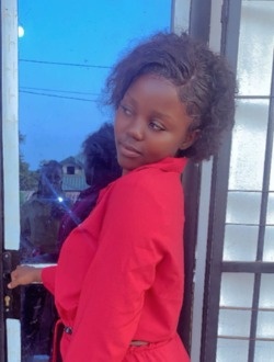 Sandra Stephie's profile, a single 32-year-old a woman in Yaoundé