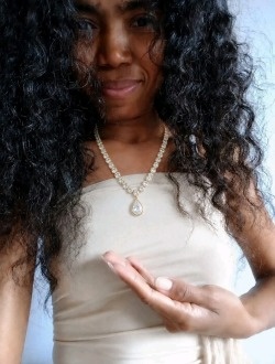 Lovasoa's profile, a single 34-year-old a woman in 1ER Arrondissement