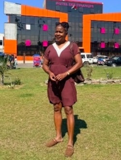 Flashelie's profile, a single 48-year-old a woman in Antapakala