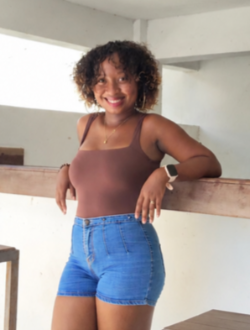 Anita's profile, a single 24-year-old a woman in Toamasina