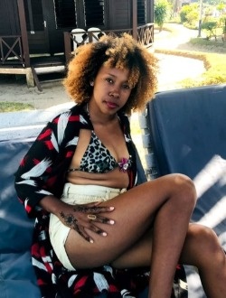 Vania's profile, a single 28-year-old a woman in Toamasina
