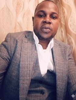 Rolls's profile, a single 35-year-old a man in Kinsa