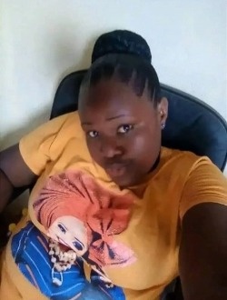 Sandra's profile, a single 33-year-old a woman in Abé