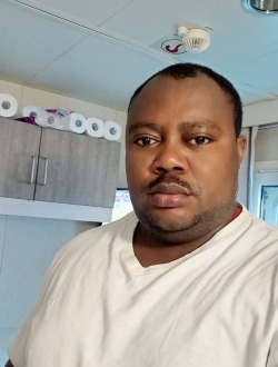 Arsène Georges's profile, a single 38-year-old a man in Pointe-Noire