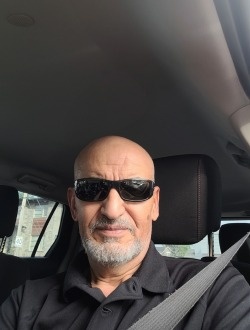 Frd's profile, a single 65-year-old a man in Montréal