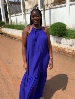Marlyse's profile, a single 25-year-old a woman in Yaoundé