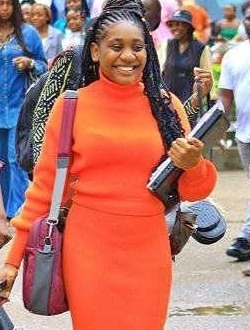Melvys's profile, a single 20-year-old a woman in Douala