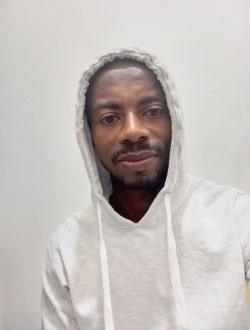 Guillaume's profile, a single 37-year-old a man in Abidjan