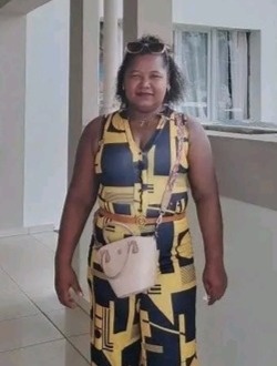 Flavie's profile, a single 38-year-old a woman in 67 Ha