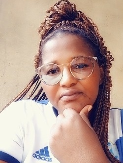 Marie Louise's profile, a single 40-year-old a woman in Abou
