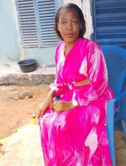 Suzanne's profile, a single 29-year-old a woman in Yaoundé