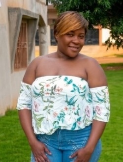 Rosine's profile, a single 30-year-old a woman in Yaoundé