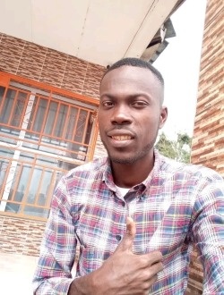 Joris's profile, a single 31-year-old a man in Mouila