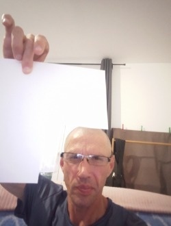 Francois's profile, a single 53-year-old a man in Hirson