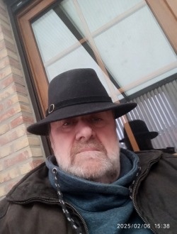 profile picture 0