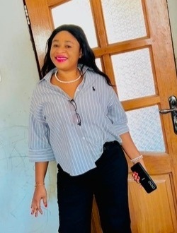 Georgina's profile, a single 33-year-old a woman in Kinshasa