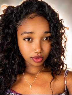 Fabriella's profile, a single 23-year-old a woman in Mahajanga