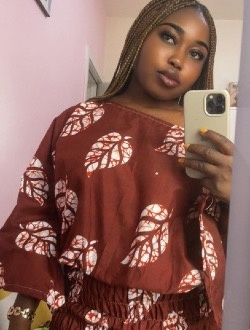 Kris's profile, a single 27-year-old a woman in Libreville