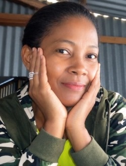 Nanah's profile, a single 51-year-old a woman in 67 Ha
