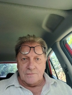 Dominique's profile, a single 68-year-old a man in Saint-Brieuc