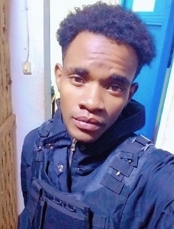 Ricky's profile, a single 24-year-old a man in Antalaha