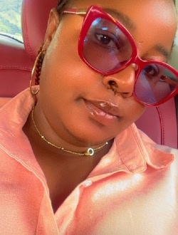 Alexia's profile, a single 30-year-old a woman in Douala