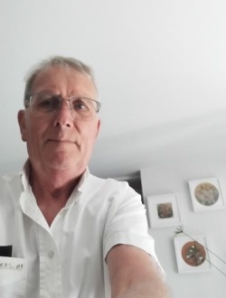 Gérard's profile, a single 61-year-old a man in Gigondas
