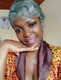 Sandra's profile, a single 38-year-old a woman in Yaoundé