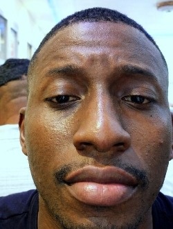 Isaac Roussel's profile, a single 28-year-old a man in Douala