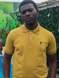 Mike's profile, a single 18-year-old a man in Douala