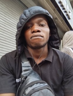 Sergio's profile, a single 26-year-old a man in Kinshasa