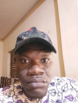 Roméo's profile, a single 34-year-old a man in Abomey-Calavi