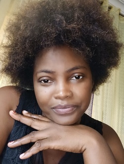 Yahdiel's profile, a single 39-year-old a woman in Douala