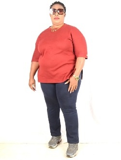 Suzi Edwige's profile, a single 47-year-old a woman in Enongal