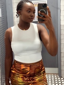Auriane's profile, a single 27-year-old a woman in Libreville