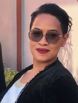 Rojo's profile, a single 38-year-old a woman in 1ER Arrondissement