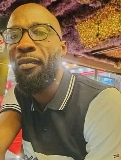 Loulou's profile, a single 41-year-old a man in Petit Abidjan-Youkou